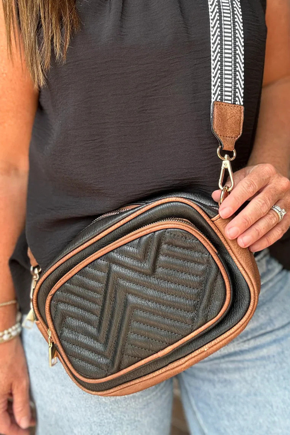 unique-id-14b82aa2-a642-4b50-a0a5-7cfb7e3d17b6