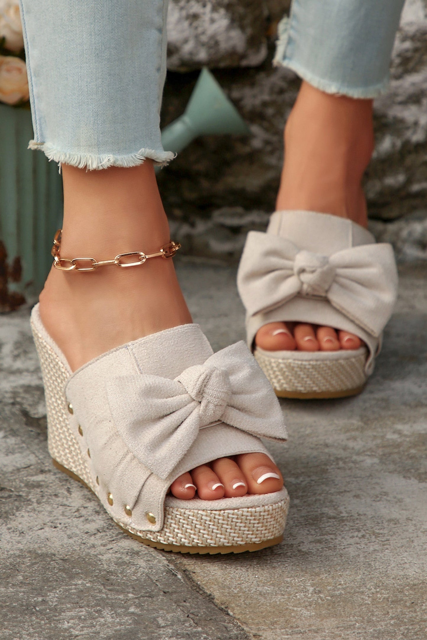 Bow Knot Wedges RTS